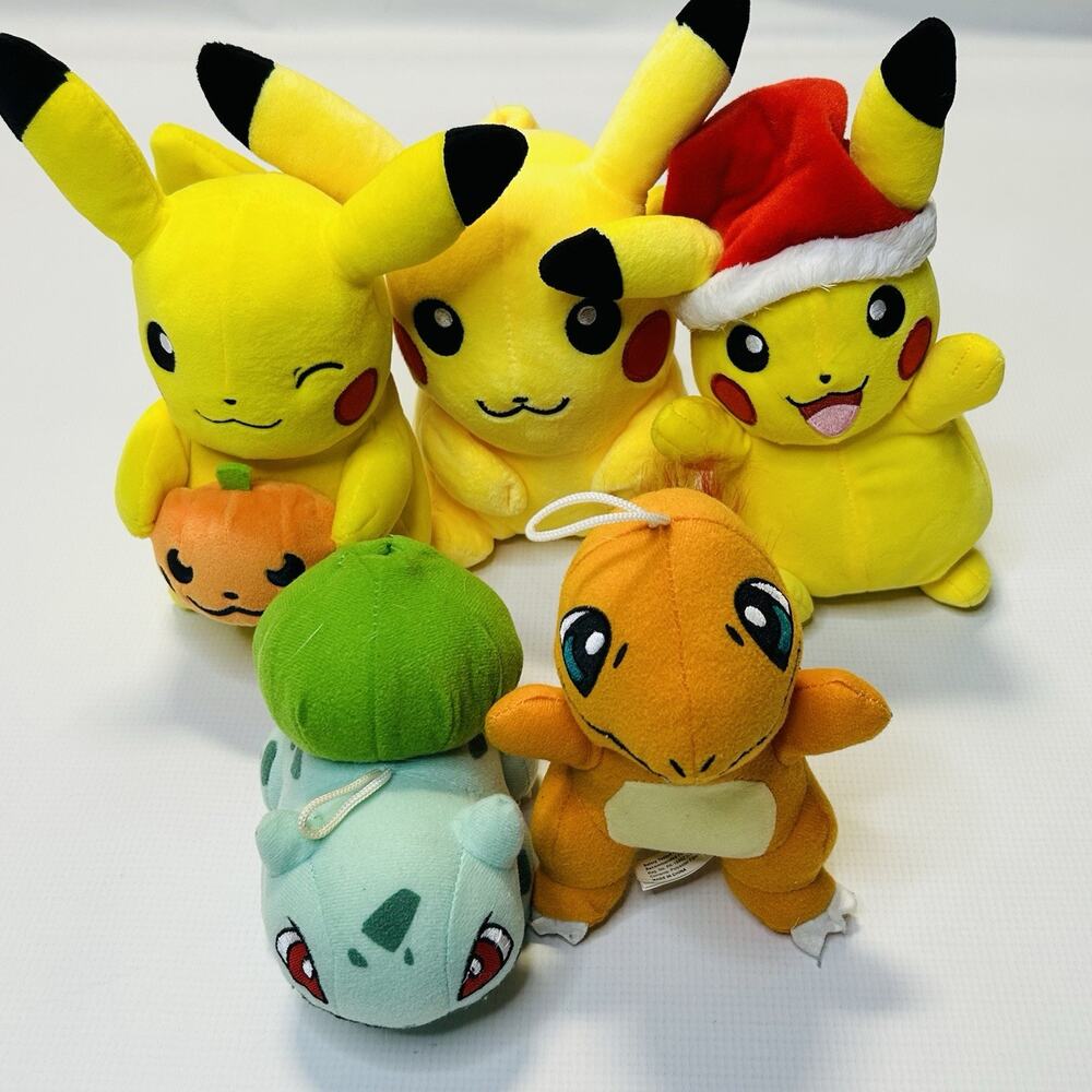 Lot Of 5 Pokeman Plush’s Charmeleon Bulbasaur Pikachu Charmander Christmas